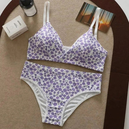 Daily Wear Comfort Collection Lightly Padded Leaf Design Bra and Matching Panty Set